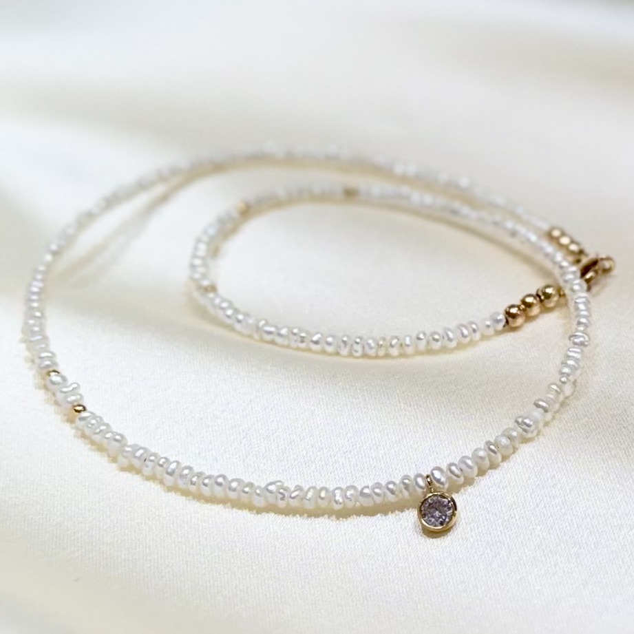 Taylor Bezel Pearl Necklace - Image 3