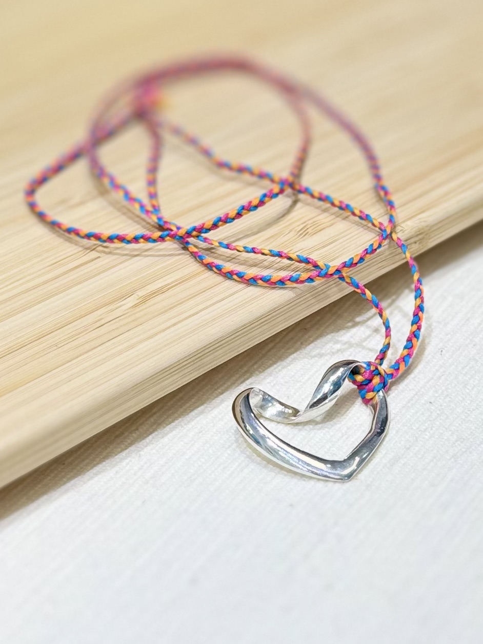 Kayla Cord Heart Necklace - Image 2