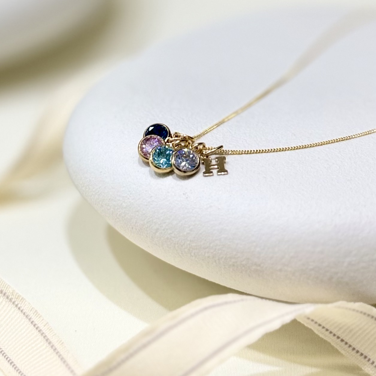 Anna Luisa Letter Charm - Image 2